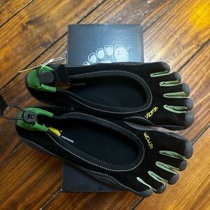 Vibram FiveFingers Classic Evo Size 41